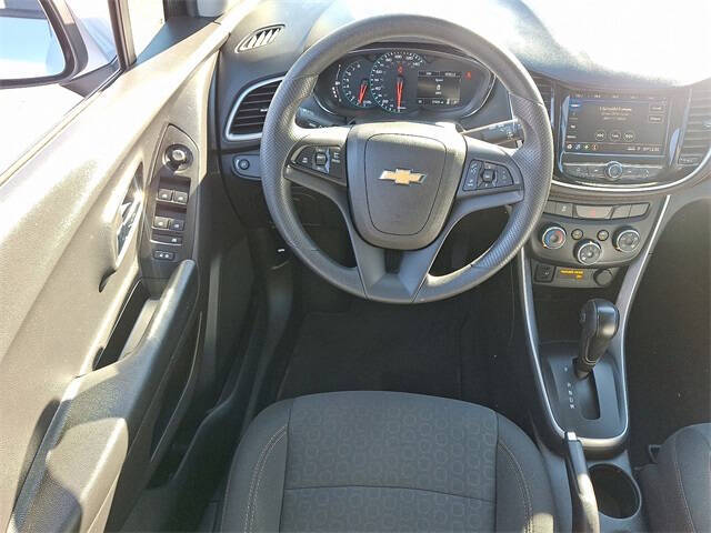 2022 Chevrolet Trax LS