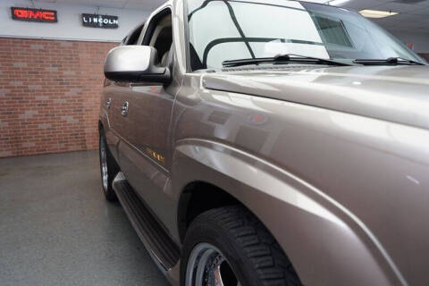 2002 Cadillac Escalade