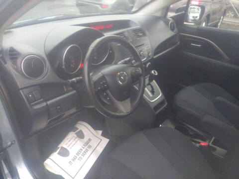 2013 Mazda MAZDA5 Touring