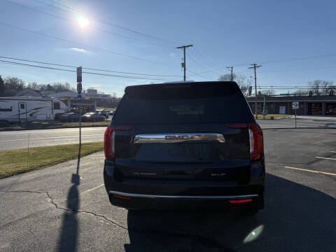 2022 GMC Yukon XL SLT