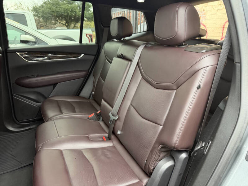 2021 Cadillac XT6 Premium Luxury