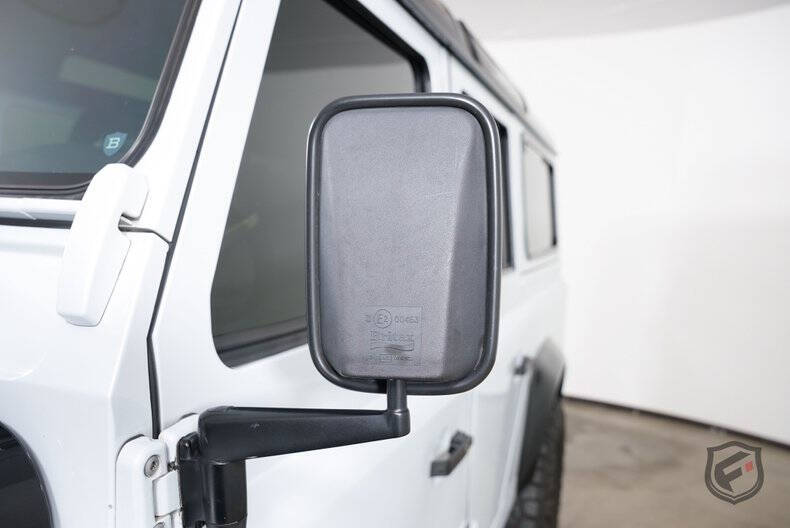 1991 Land Rover Defender