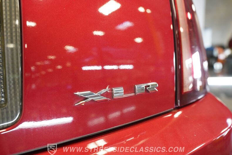 2005 Cadillac XLR