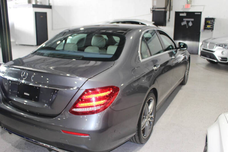 2019 Mercedes-Benz E-Class E 300