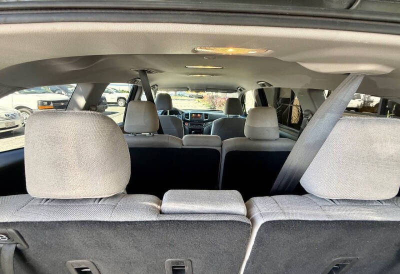 2016 Honda Pilot LX