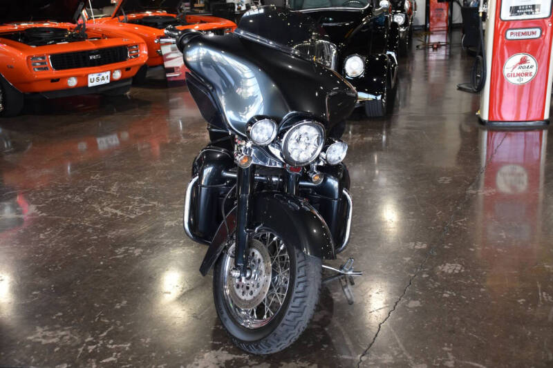 2006 Harley-Davidson FLHXI Street Glide