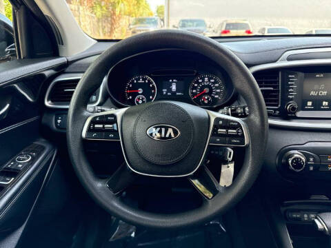 2019 Kia Sorento LX