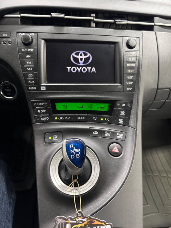 2011 Toyota Prius One