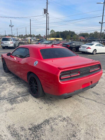 2015 Dodge Challenger SXT