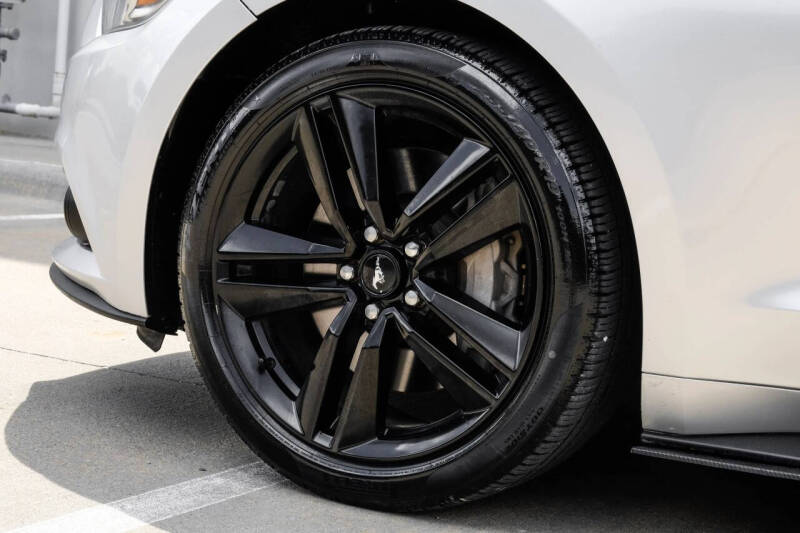 2015 Ford Mustang