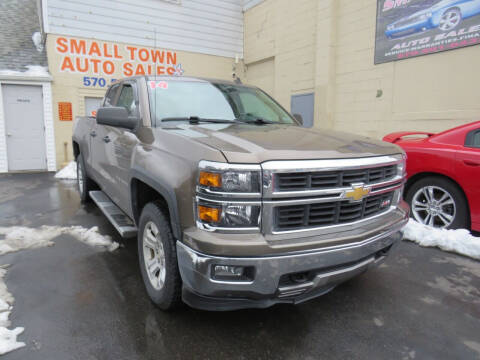 2014 Chevrolet Silverado 1500 for sale at Small Town Auto Sales in Hazleton PA
