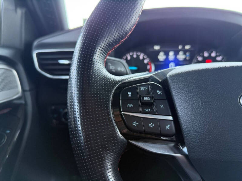 2022 Ford Explorer ST-Line
