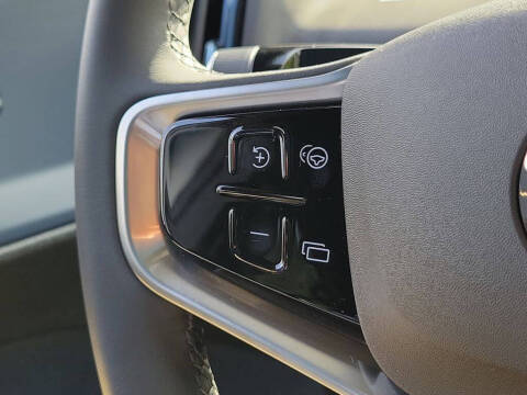 2026 Volvo EX30 Twin Plus