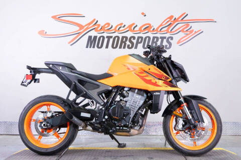 2024 KTM 990 Duke