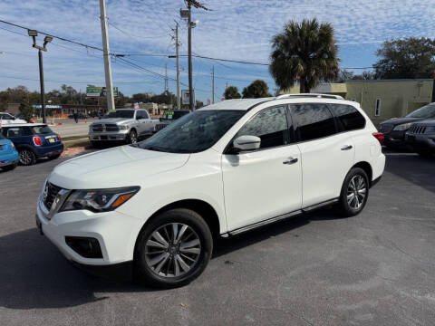 2019 Nissan Pathfinder SV