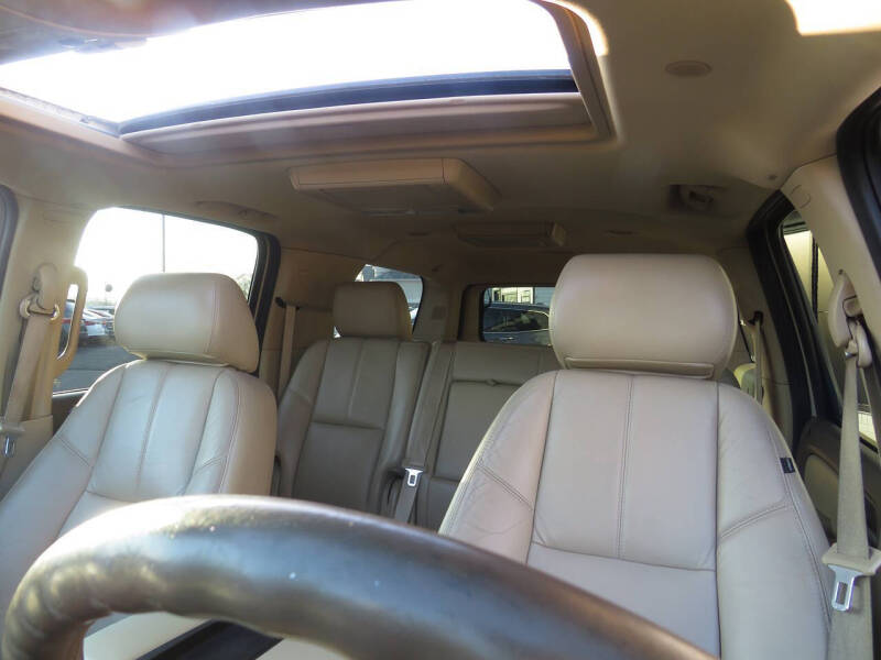 2012 Chevrolet Suburban LT