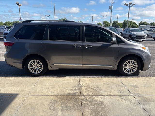 2017 Toyota Sienna