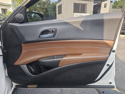 2019 Acura ILX w/Tech