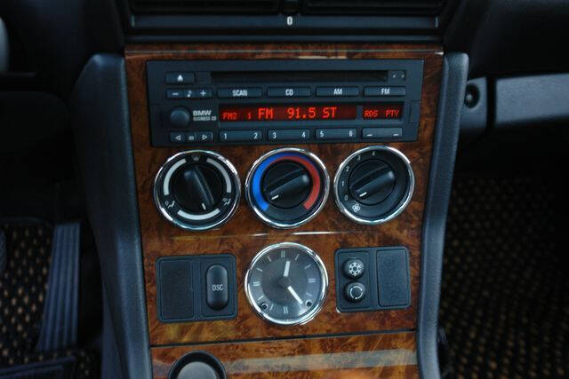 2001 BMW Z3 38