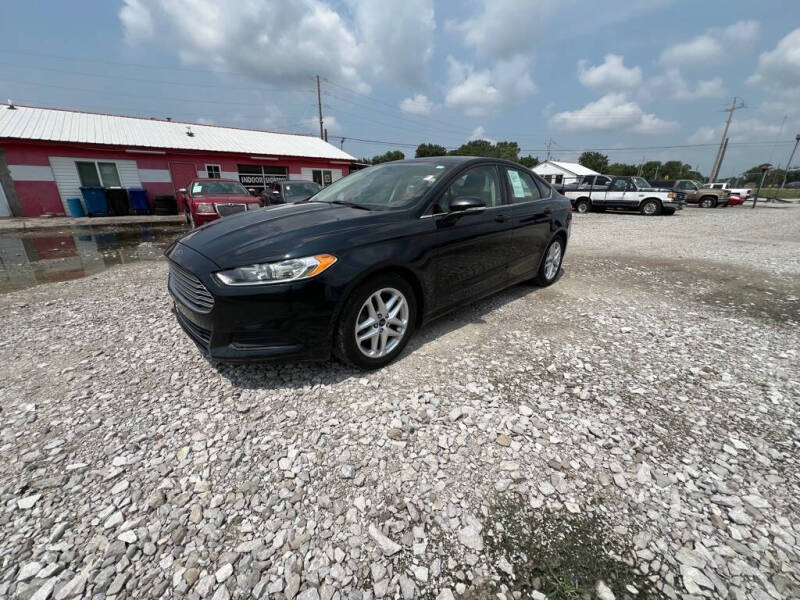 2014 Ford Fusion SE's photo