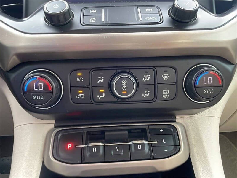 2021 GMC Acadia Denali