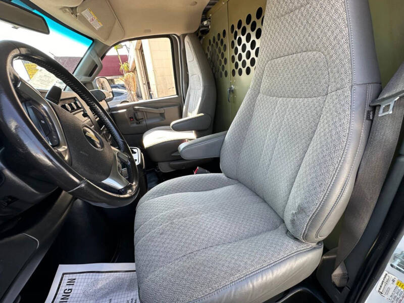 2019 Chevrolet Express 2500