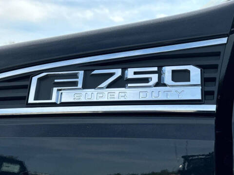 2025 Ford F-750 Super Duty