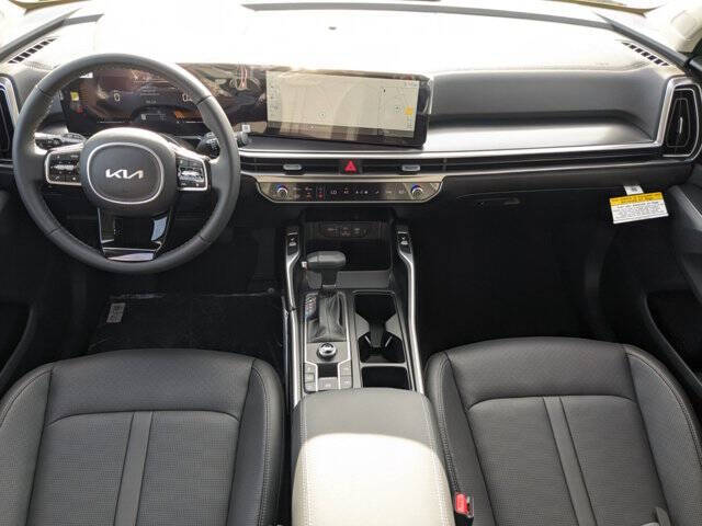 2025 Kia Sorento EX