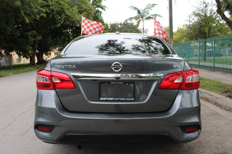 2019 Nissan Sentra SV photo 7