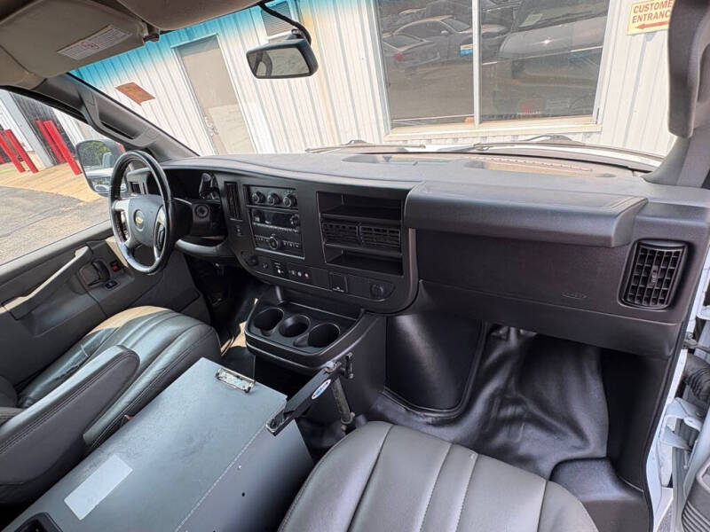 2019 Chevrolet Express 3500