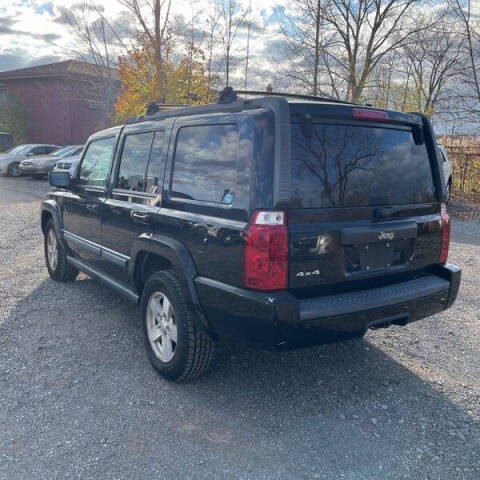 2008 Jeep Commander for sale at Green Light Auto in Bridgeton, NJ