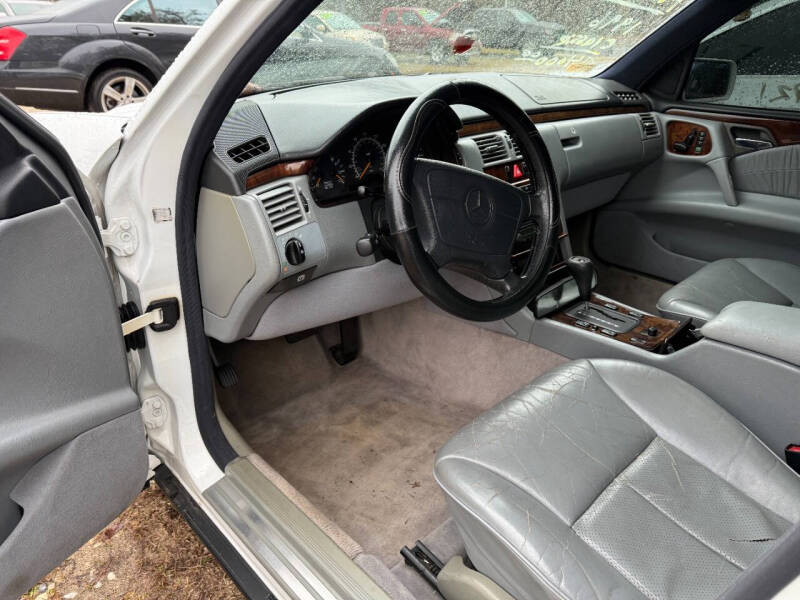 1996 Mercedes-Benz E-Class E 320