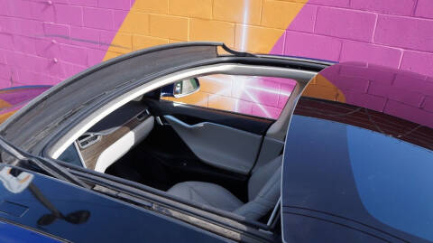 2016 Tesla Model S 90D