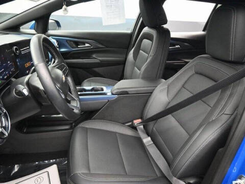 2024 Chevrolet Equinox EV LT