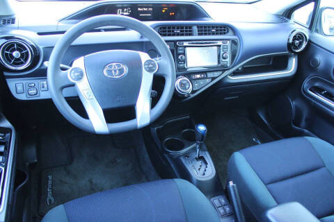 2017 Toyota Prius c One