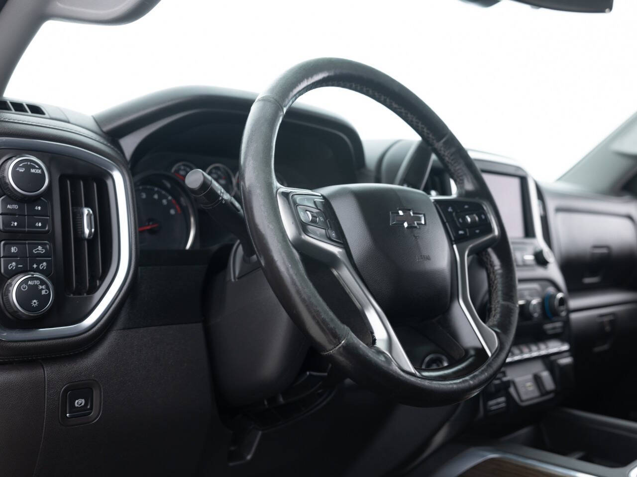 Used Car 2021 Chevrolet Silverado 1500  Rst 4x4 4dr Crew Cab 5.8 Ft. Sb For Sale Under $40,000 In Coal City, Illinois