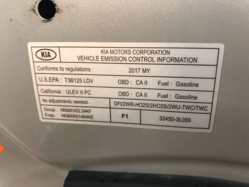 2017 Kia Cadenza Premium