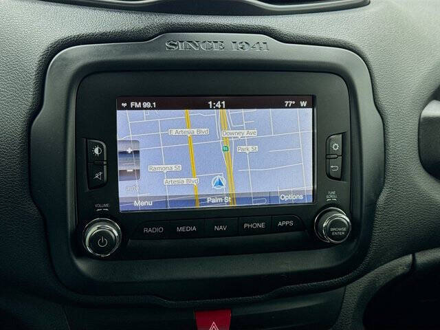 2017 Jeep Renegade Deserthawk