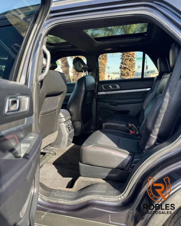 2017 Ford Explorer Sport