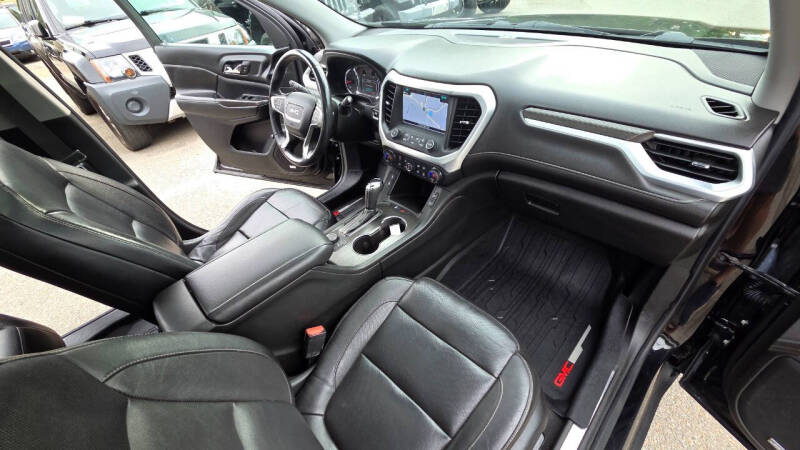2017 GMC Acadia SLT-1
