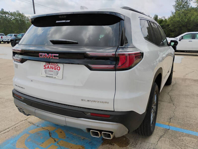 2026 GMC Acadia Elevation