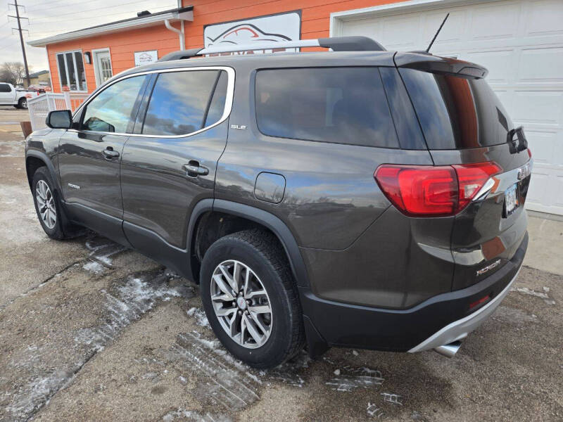 2019 GMC Acadia SLE-2
