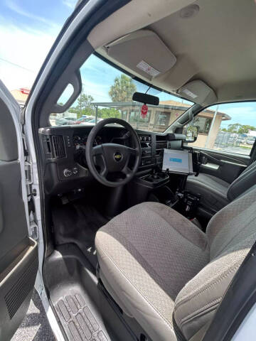 2021 Chevrolet Express 2500