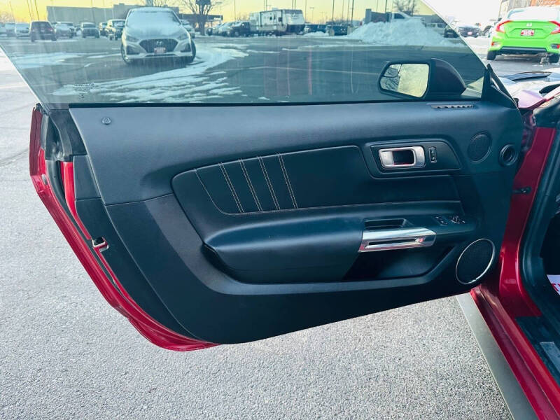 2019 Ford Mustang EcoBoost Premium