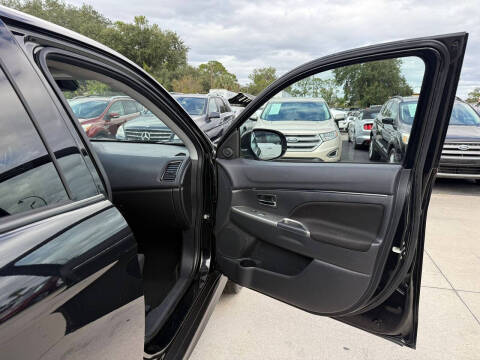 2020 Mitsubishi Outlander Sport SE