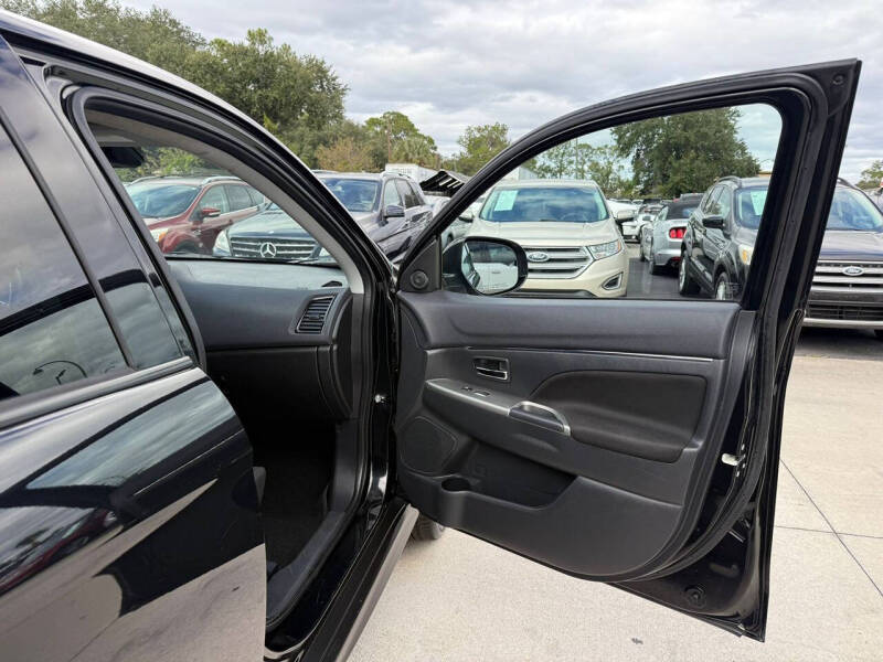 2020 Mitsubishi Outlander Sport SE