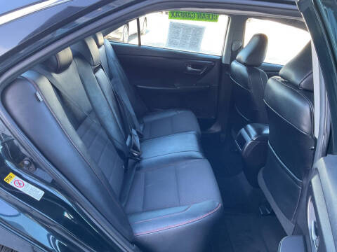 2016 Toyota Camry SE