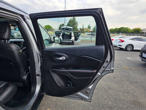2015 Jeep Cherokee Trailhawk