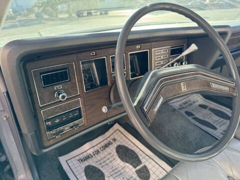 1976 Lincoln Mark IV