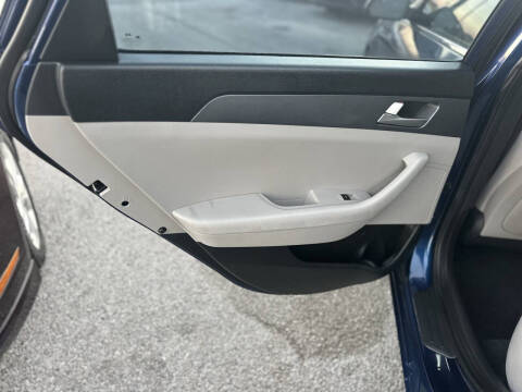 2017 Hyundai Sonata SE